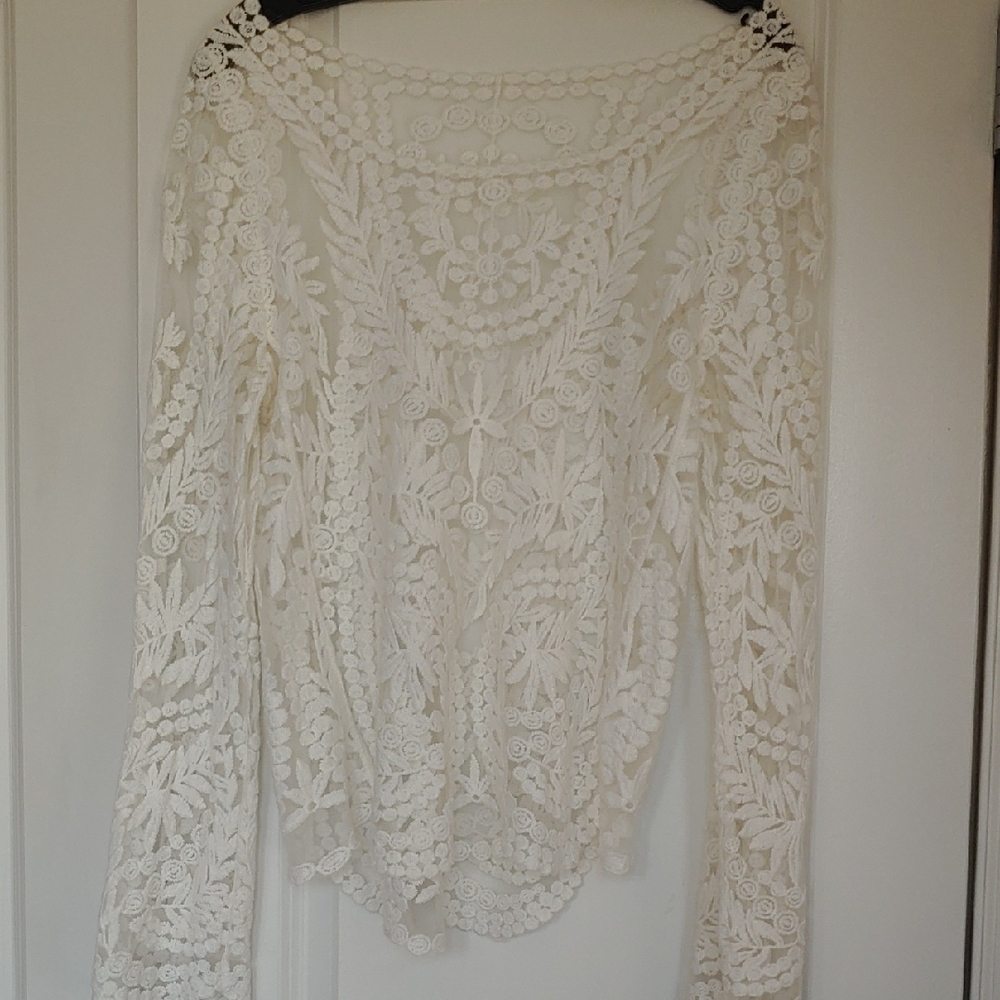 Pretty Off White Lace Top